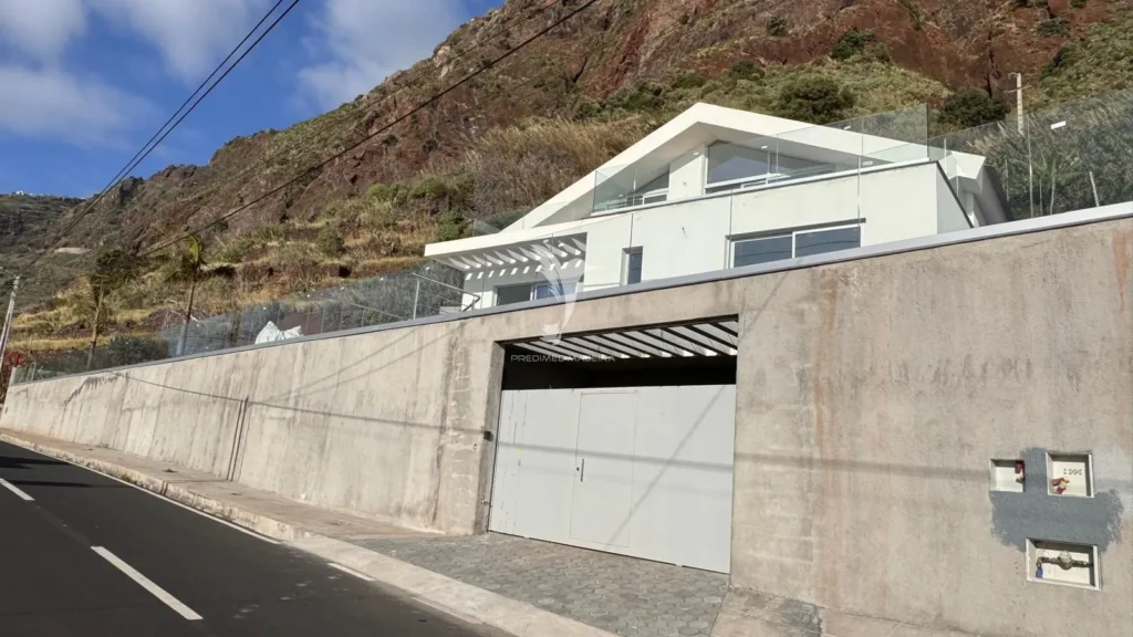 Moradia Isolada T4, Ilha da Madeira, Calheta (Madeira)