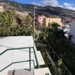 Moradia Isolada com terreno no Funchal - Ilha da Madeira