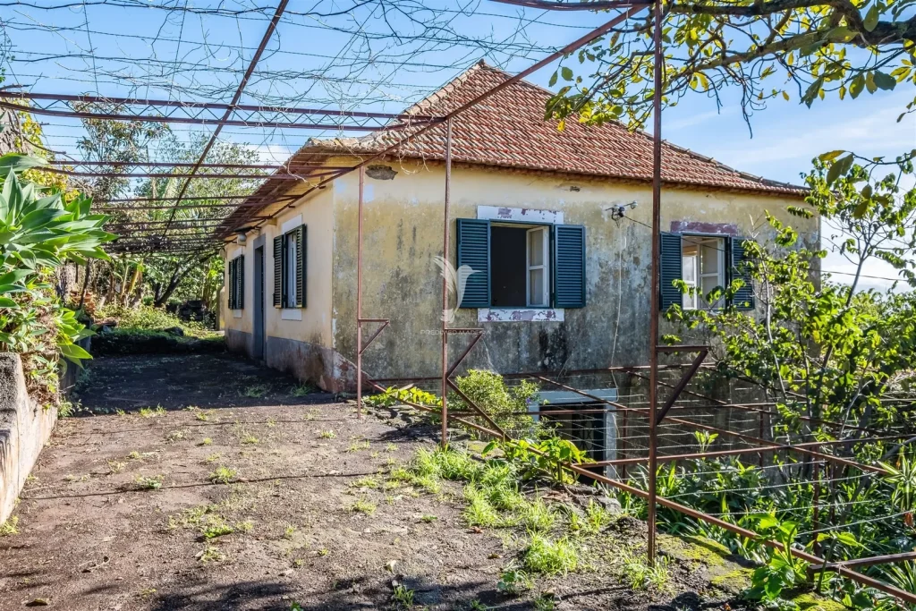 Moradia para Restaurar T4, Ilha da Madeira, Santa Cruz