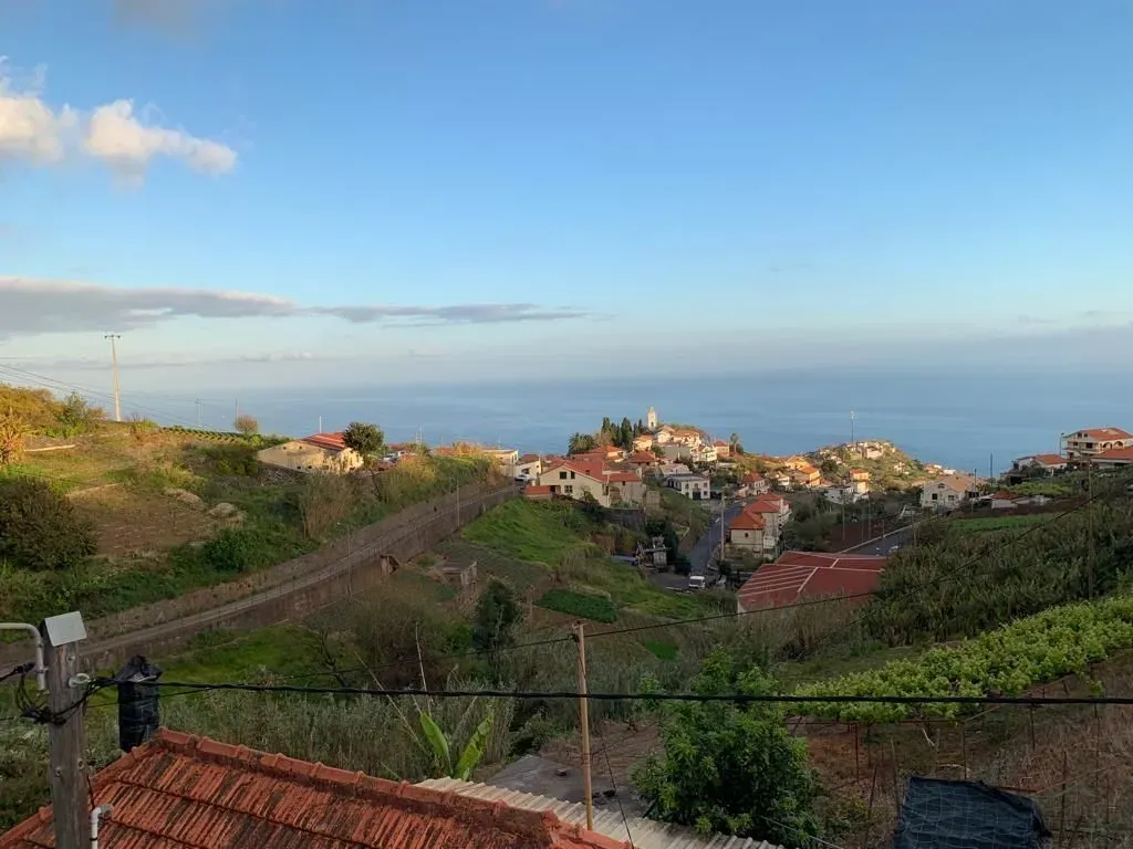 8m9eguh35w3cm5ebnd7nz