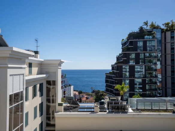 Viver Entre o Sol e a Montanha. T3 Exclusivo perto do Centro do Funchal